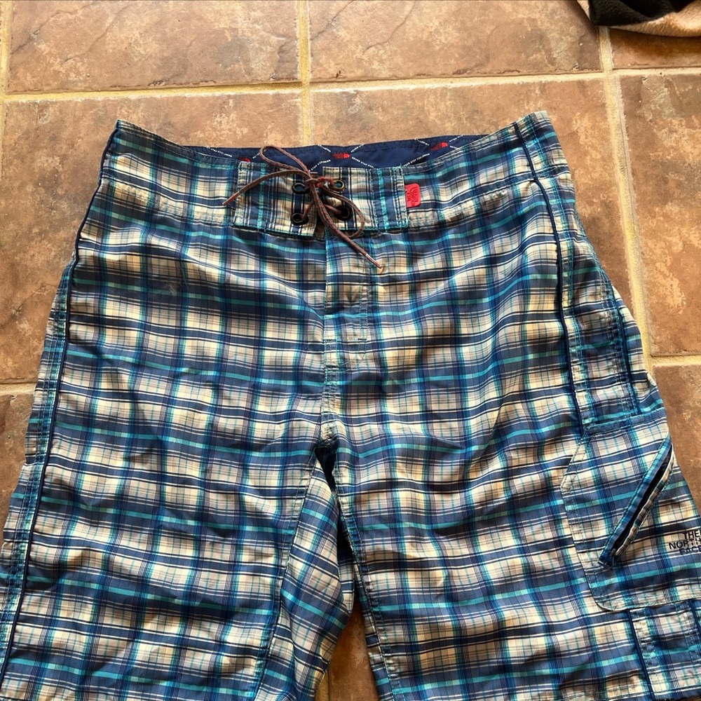 North Face board shorts size 34